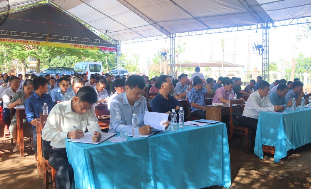 hội nghị tieps xúc cử tri tại xã Cukbang